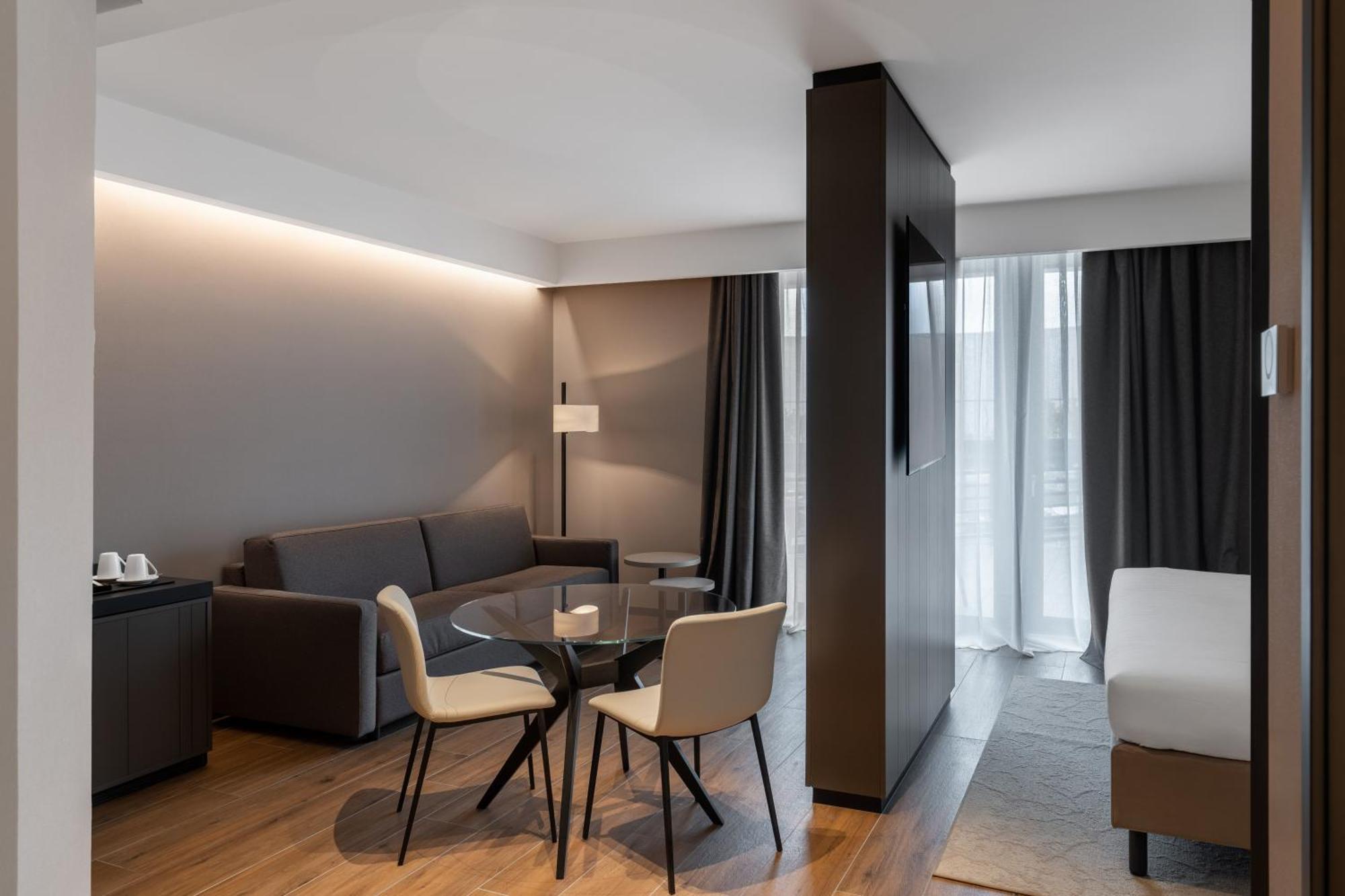 Radisson Blu Hotel, Bergamo Choruslife エクステリア 写真