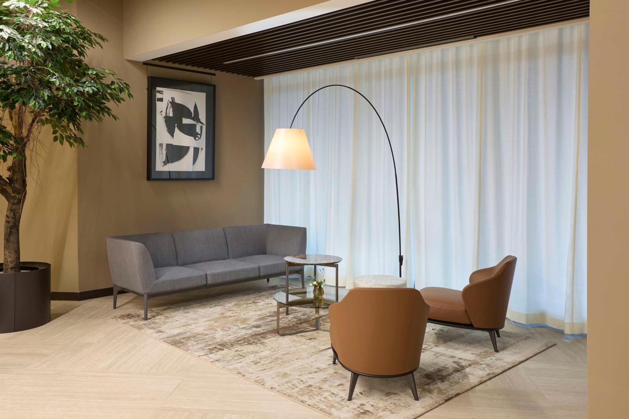 Radisson Blu Hotel, Bergamo Choruslife エクステリア 写真