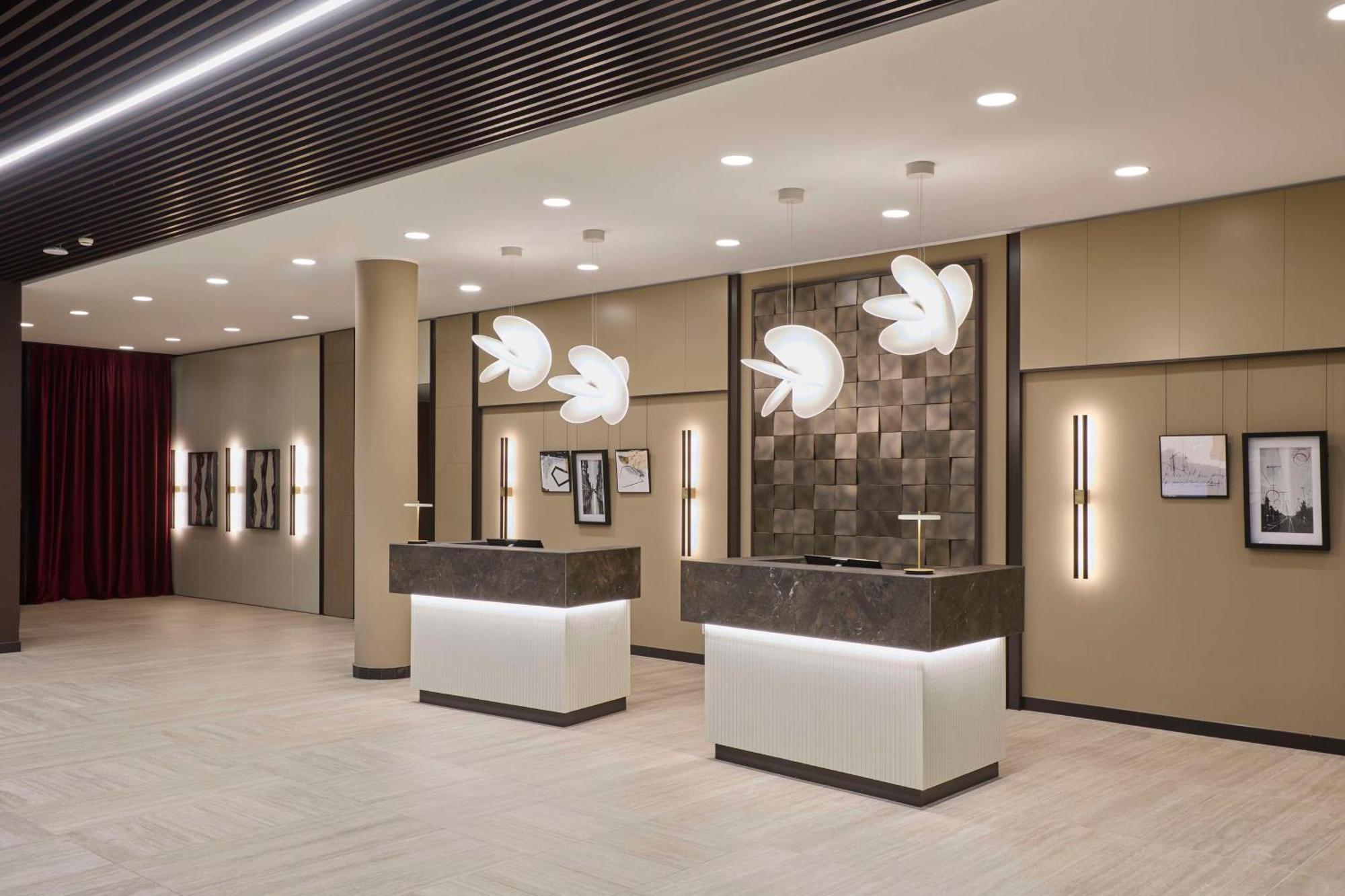 Radisson Blu Hotel, Bergamo Choruslife エクステリア 写真