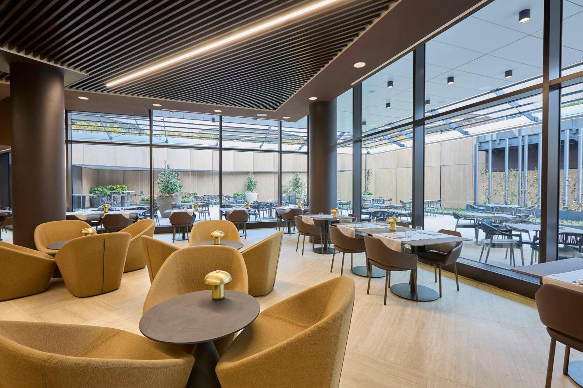 Radisson Blu Hotel, Bergamo Choruslife エクステリア 写真
