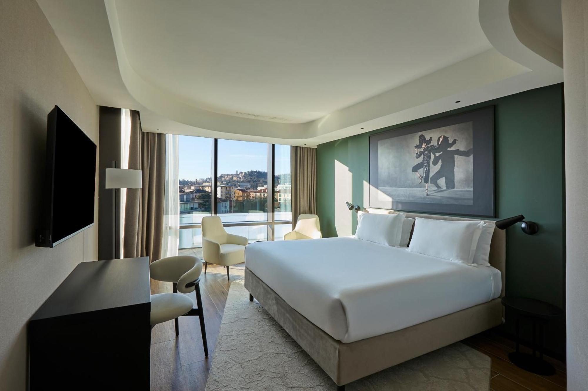 Radisson Blu Hotel, Bergamo Choruslife エクステリア 写真